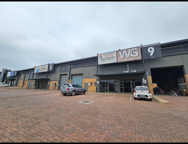 307M² WAREHOUSE TO LET IN MEADOWDALE